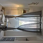 Apartment De Amicis